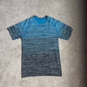 Men’s Metal Vent Tech Tee Shirt